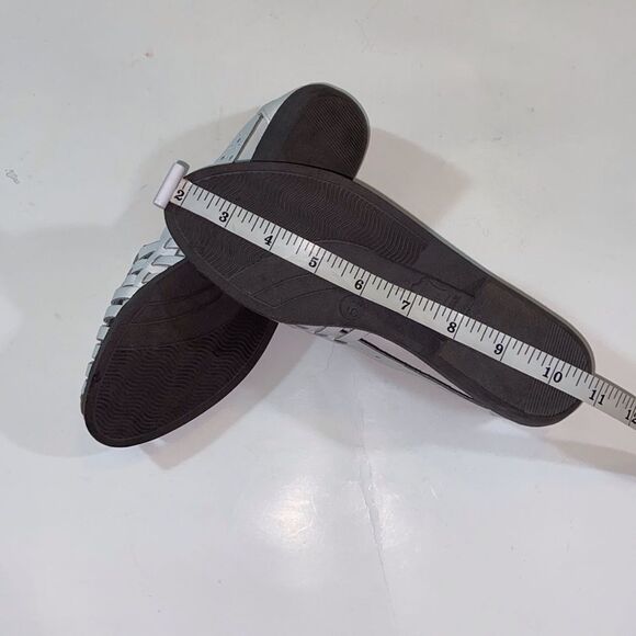 Women's White Leather Shoes - Picture 7 of 11